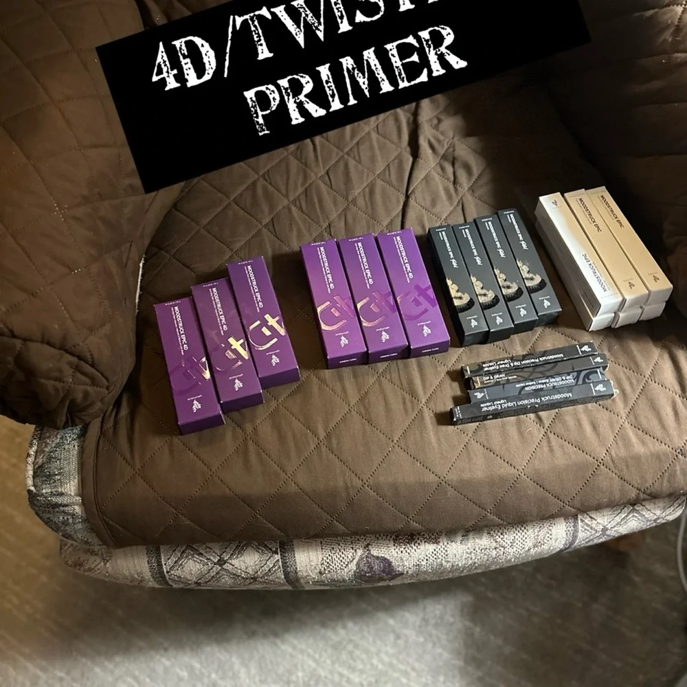 Younique ~ NIB Limited Edition Moodstruck Epic 4D Mascara *Purple Shimmer* - Picture 4 of 6